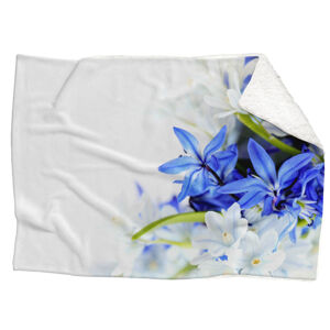 Deka Modré a biele kvety (Rozmer: 150 x 120 cm, Podšitie baránkom: ÁNO)