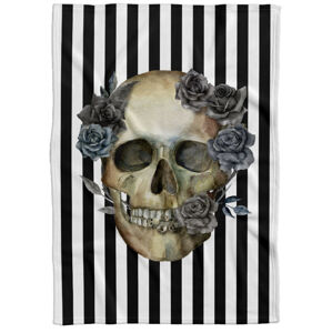 Deka Skull with stripes (Podšitie baránkom: NE)